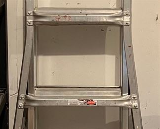 Gorilla Ladders 20 Position Folding Aluminum Adjustable Ladder - 300 Lbs Max Length 14 Feet 
