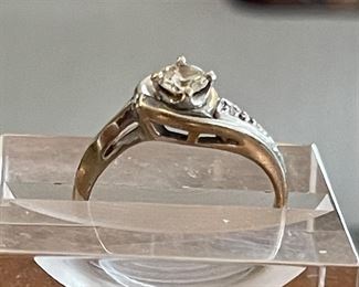 Antique 14K White Gold And Diamond Ring Size 5 - Total Weight - 2.0 Grams