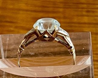 Antique 14K Yellow Gold Topaz Center Stone And Diamond Side Stone Ring Size 4 - Total Weight