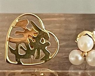 2 Pairs Of 14K Gold Earrings - 1 Heart Pair And 1 Trio Pearl Pair Total Weight 5.1 Grams 