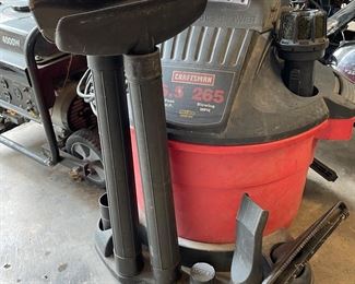Very large Craftsman shop vac