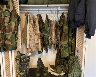 More military good stuff, lots of sleeping bags, boots, shoes, footlocker and more