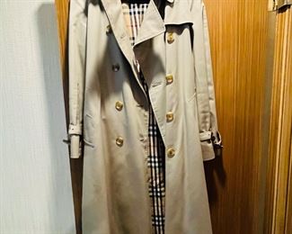 Iconic Burberry raincoat. 
