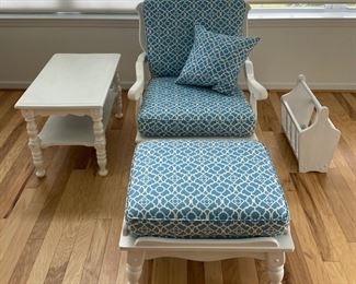 Vintage Distressed Sitting