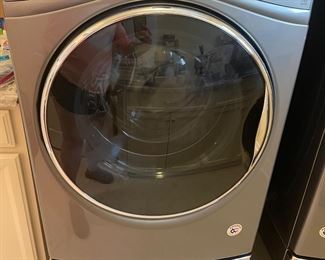Whirlpool front load washer and dryer with pedestal risers
