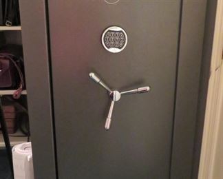 Safes, Firearms, Ammo, Accessories, Knives