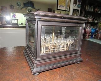 Vintage bar caddy with 2 decanters & cordials