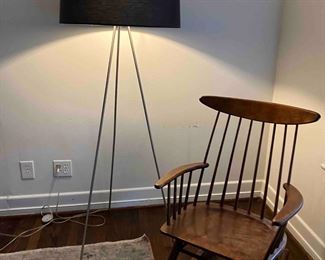 Lamp, rug and rocker