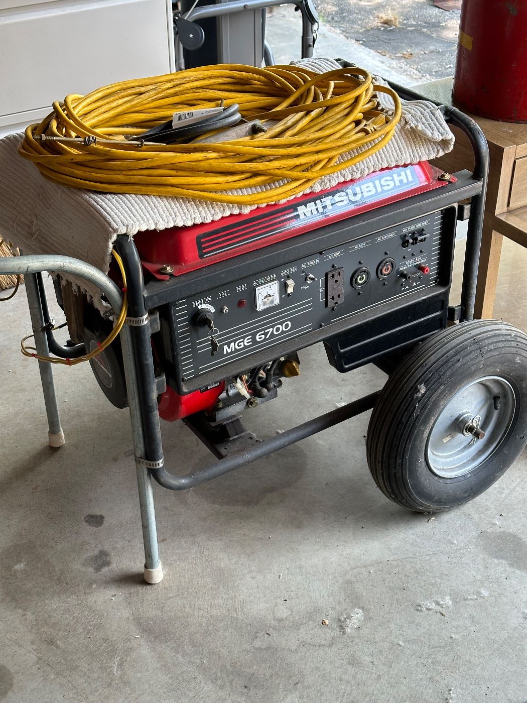 Mitsubishi generator