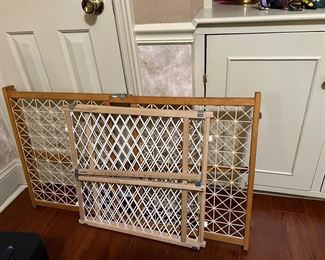 Pet gates
