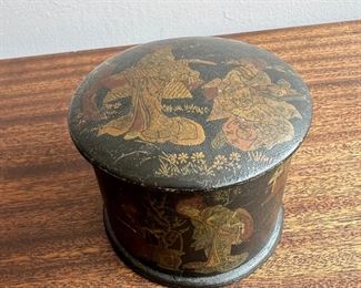 Antique Japanese Lacquered Papier-mache Box 