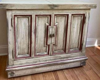 "Cottage Flash Sale" in Evans, GA Starts Closing 6pm Mon 6/5. Pickup is Tue 6/6 from 2-6p. Please click here to see more photos, descriptions, and current bids:&nbsp;https://ctbids.com/estate-sale/22234