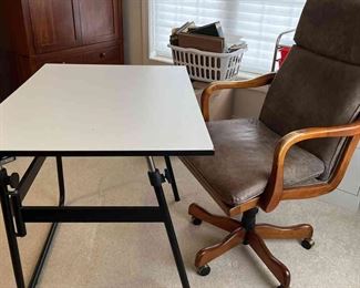 "Cottage Flash Sale" in Evans, GA Starts Closing 6pm Mon 6/5. Pickup is Tue 6/6 from 2-6p. Please click here to see more photos, descriptions, and current bids:&nbsp;https://ctbids.com/estate-sale/22234