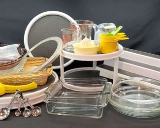 "Cottage Flash Sale" in Evans, GA Starts Closing 6pm Mon 6/5. Pickup is Tue 6/6 from 2-6p. Please click here to see more photos, descriptions, and current bids:&nbsp;https://ctbids.com/estate-sale/22234