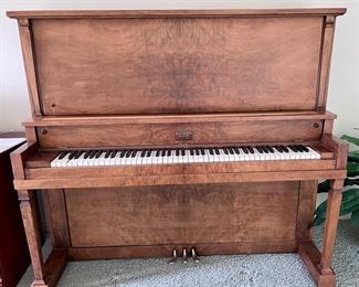 Wentworth upright piano