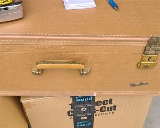 STARLINE SUITCASES 1950'S