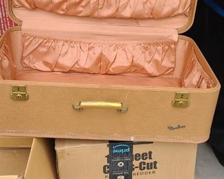 STARLINE  LUGGAGE CASE