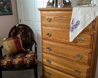 Chest of drawers