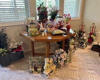 Hexagon table/ lots of floral