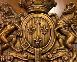 Decorative wall display Gilt Coat of Arms 