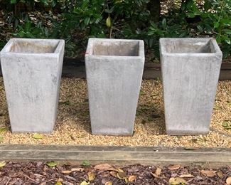 Set of 4 contemporary garden planters