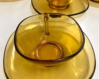 Vintage French glass set of 8