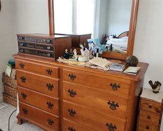 Colonial Style 8 drawer dresser and mirror