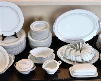Noritake Cresmont China -84 Pieces