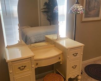 Antique vanity