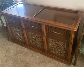 Magnavox Console Stereo