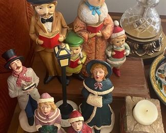 Vintage Carolers