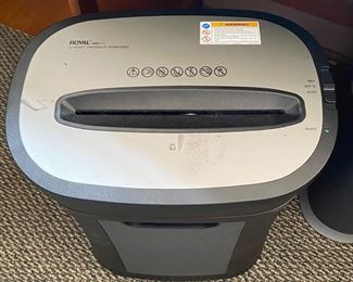 Royal Paper Shredder