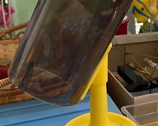 Mid-century Cup Holder