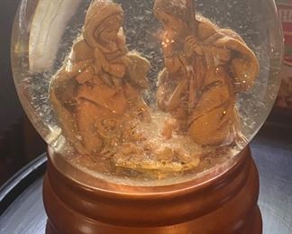 Fontanini Snow Globe