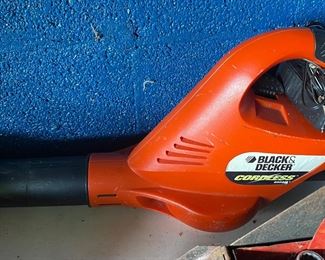 Black & Decker Blower