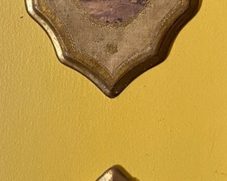 Various Wall Plaques and Decor