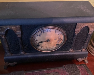 Mantle Clock