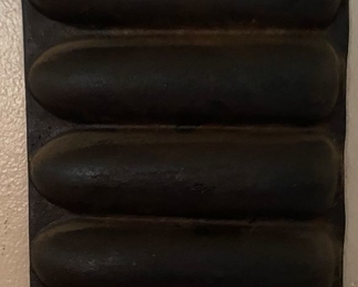 Cast Iron Cornbread Pan