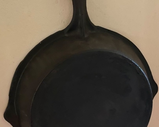 Cast Iron Frying Pan