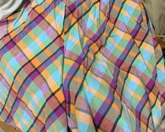 SOMEBODY NEEDS THESE 1980'S SHORTS