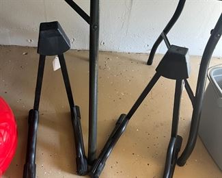 Guitar stands