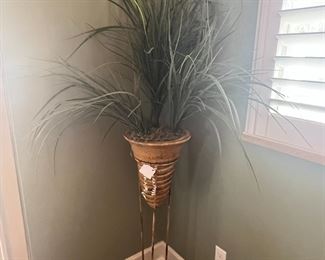 Iron stand planter and floral