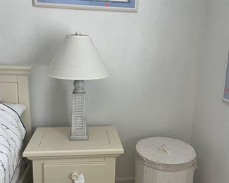 Broyhill nightstand, 26" x 17" x 26"