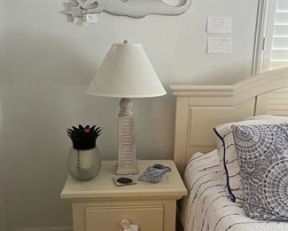 Broyhill nightstand, 26" x 17" x 26"