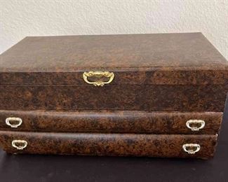 Buxton Made In USA Jewelry Box