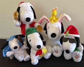 Plush Snoopy Collection