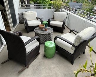 Outdoor lounge seating