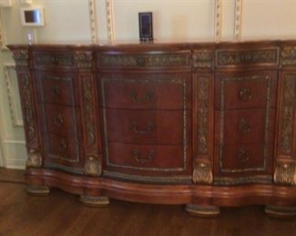 Pulaski furniture bedroom set