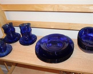 Forte Crisa cobalt ribbed dinnerware, from Mexico 22 pieces