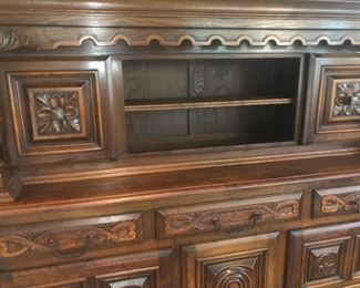 sliding doors at top